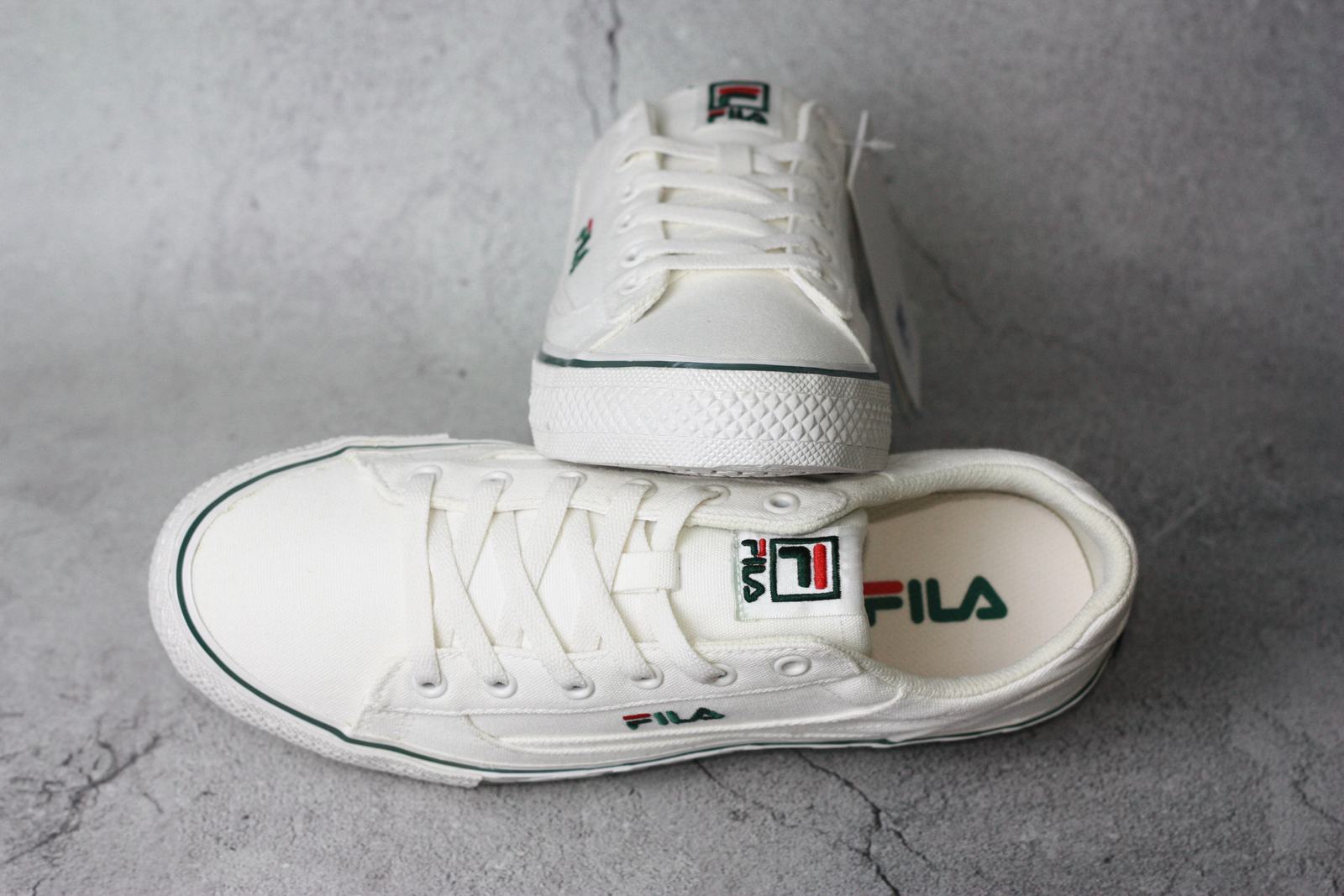 ❁❁❁ [Hàng Auth - trắng chỉ xanh] ❁ Fila Classic Center Court B - cổ điển ❁❁❁