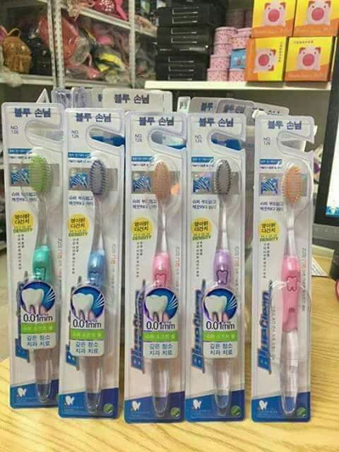 Bàn chải đánh răng hàn quốc