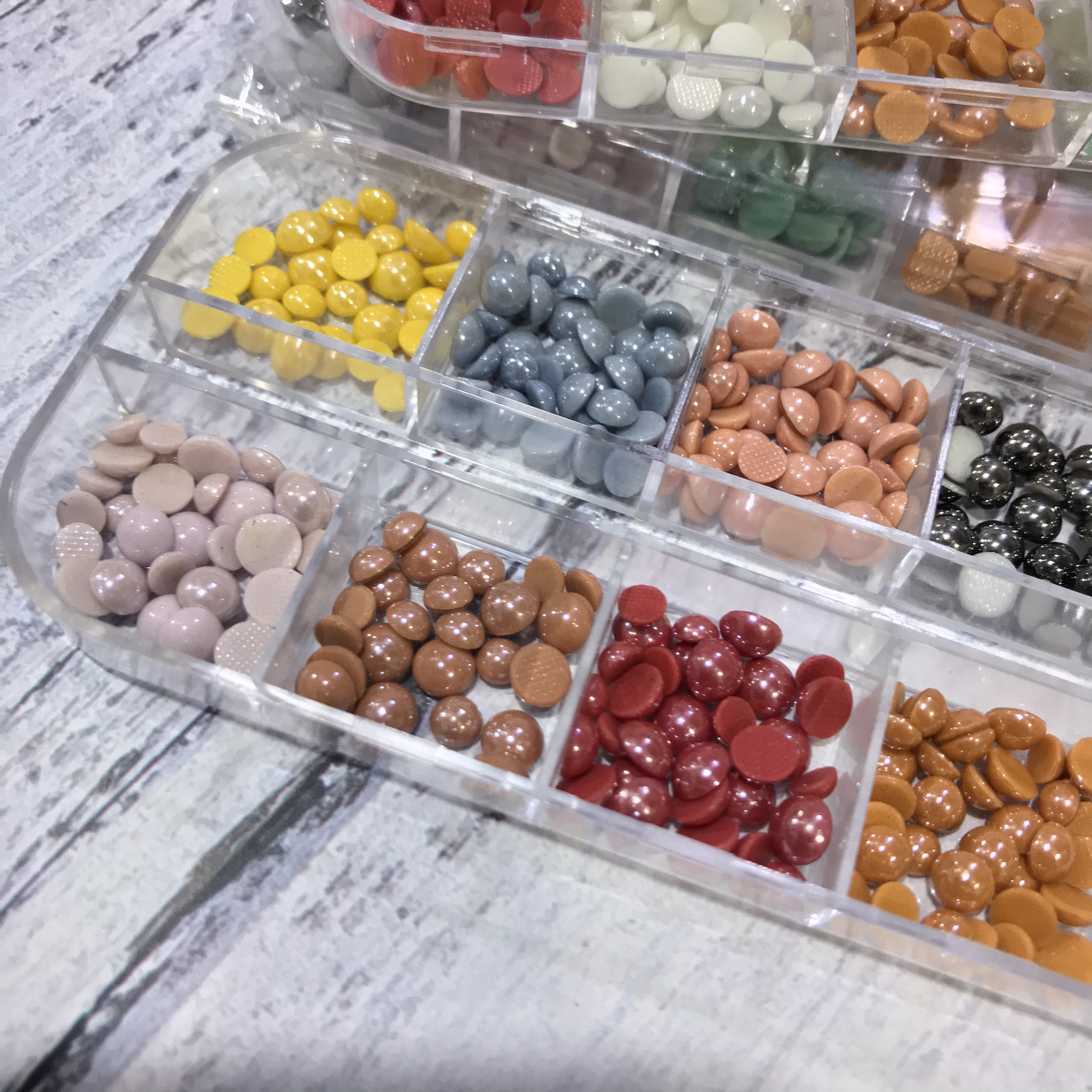 Hạt Trai Nửa YHB làm Nail - sinailmi