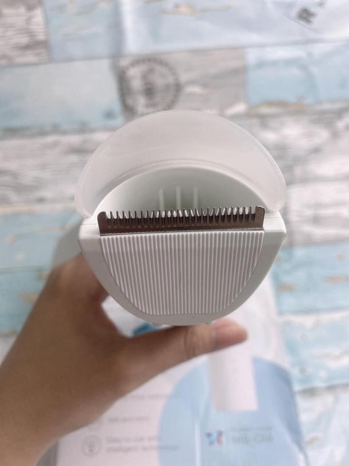 Tông đơ cắt tóc cho bé Moaz bebe