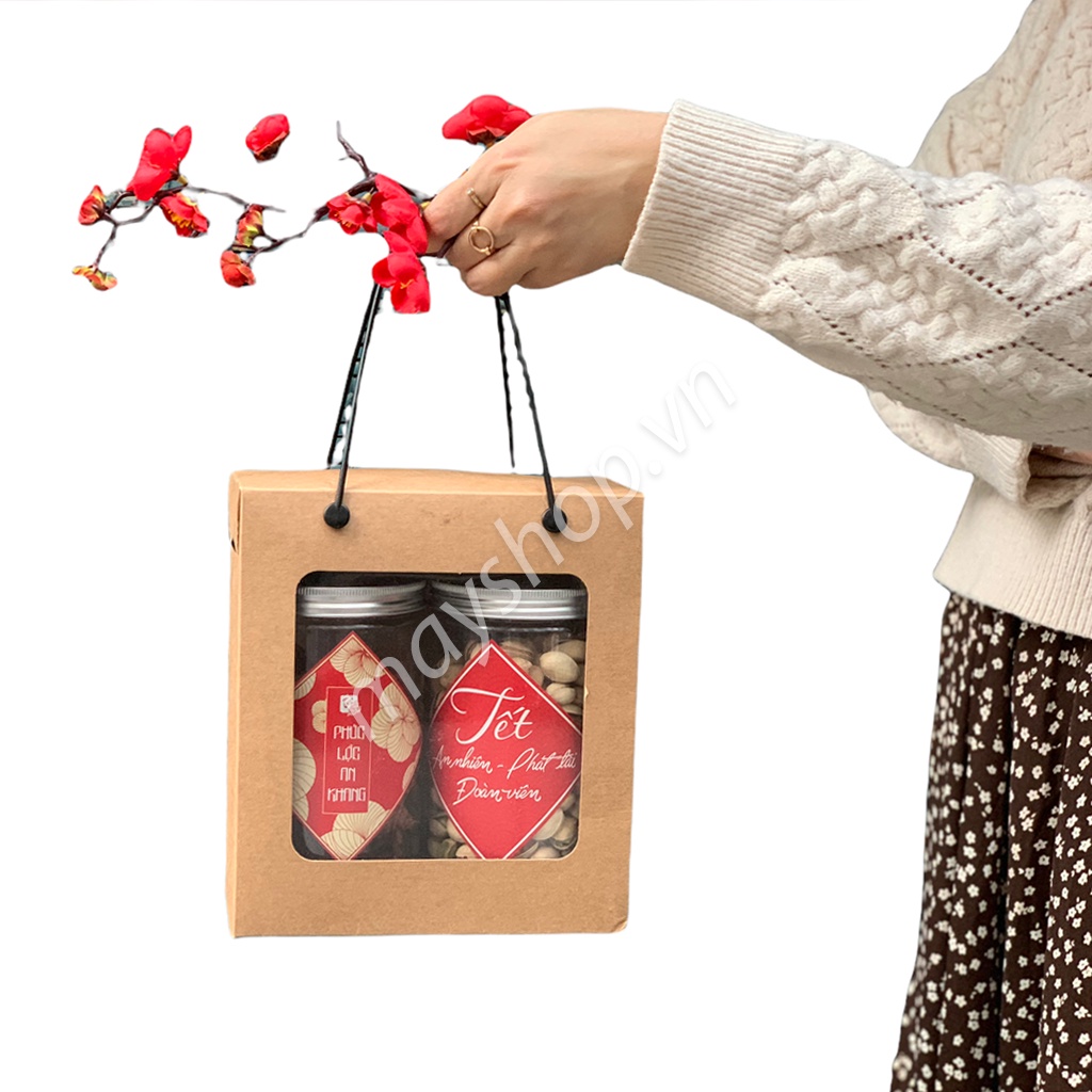 Hộp giấy kraft có quai xách