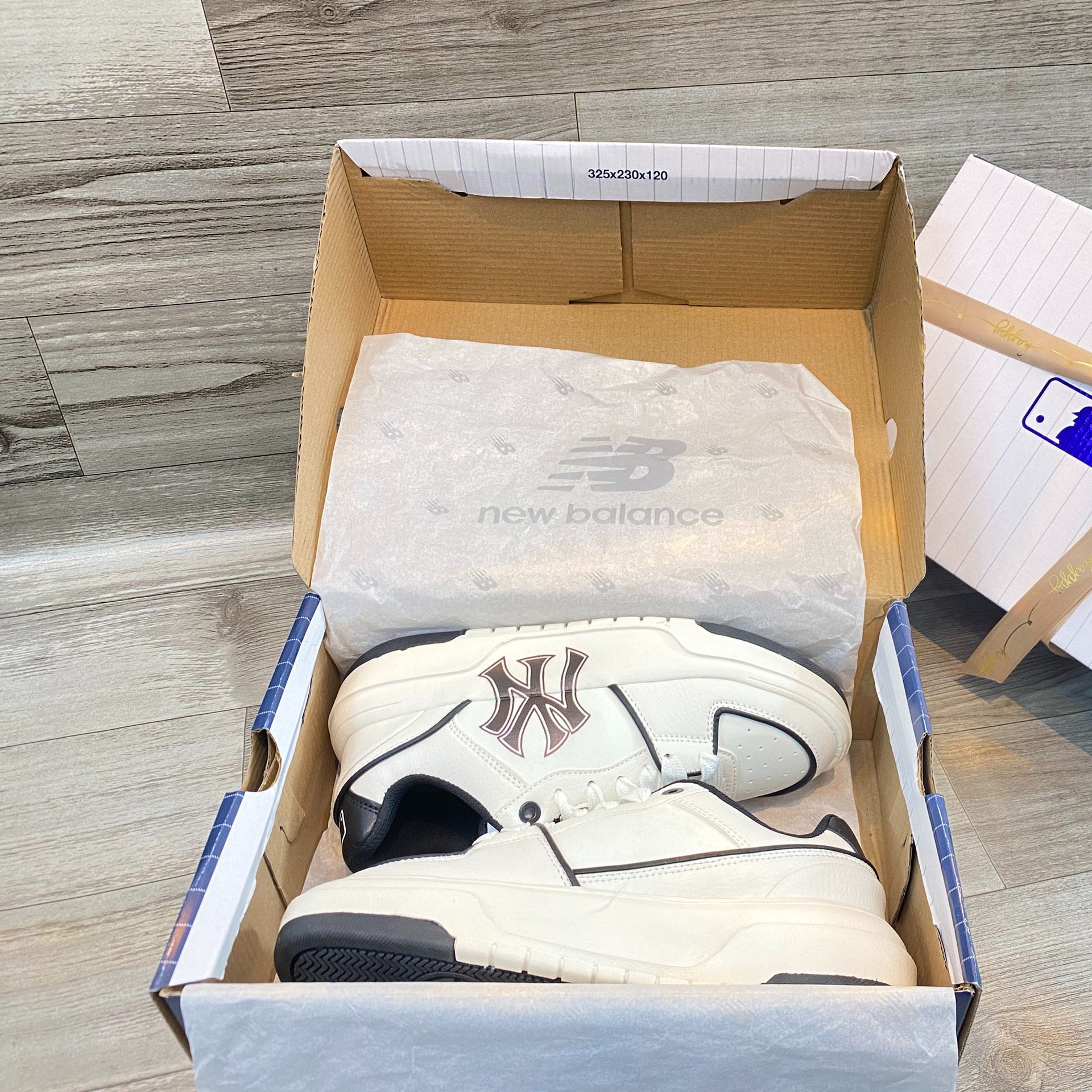 Giày thể thao mlb chunky liner new york, giày mlb ny đen trắng liner. giày s11 size 36-43