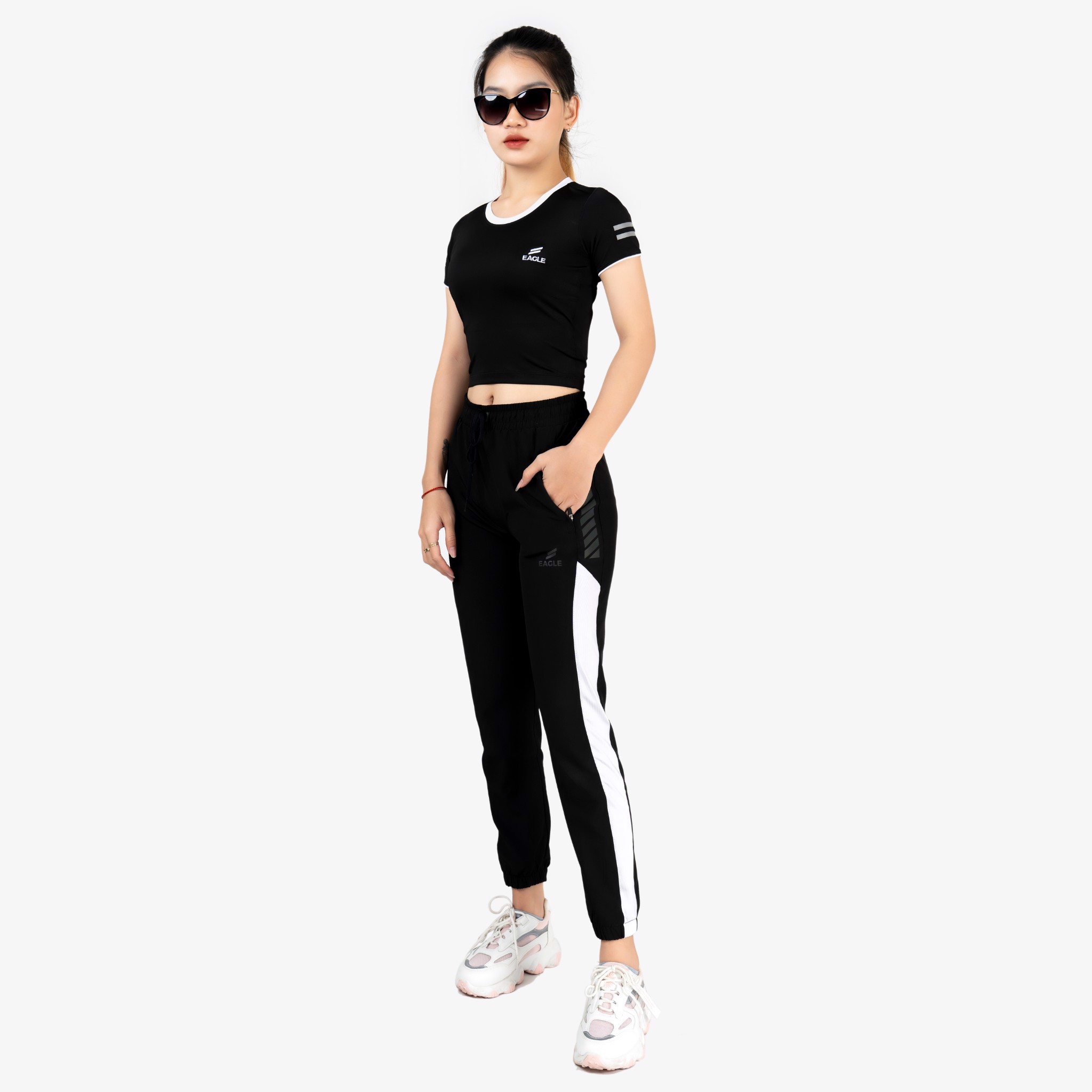 Quần jogger nữ Eagle sọc phản quang - Đen - YOLO SPORT