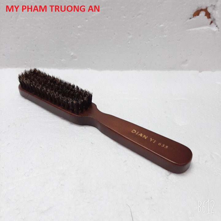 Fade Brush with Wooden Handle