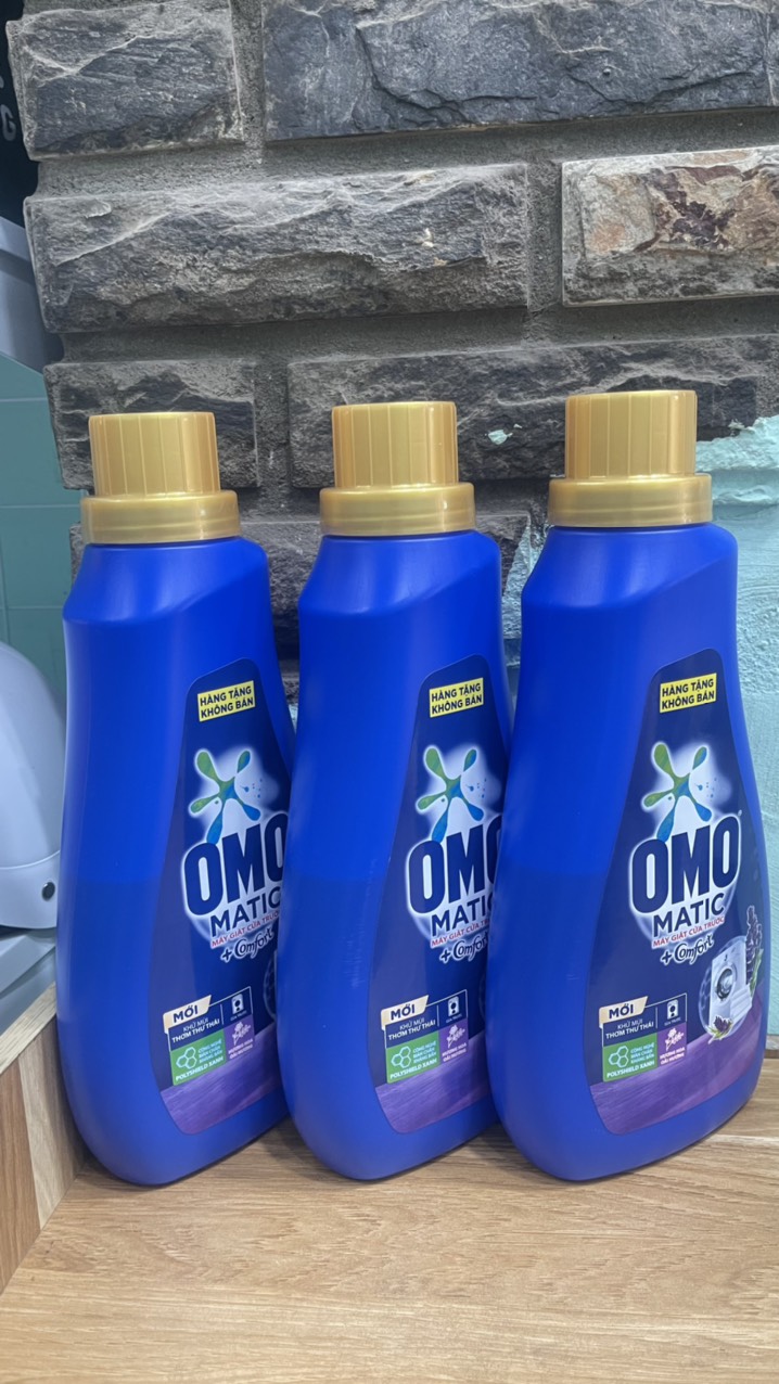 Omo Matic front-load laundry detergent 720g/699ml From Nature