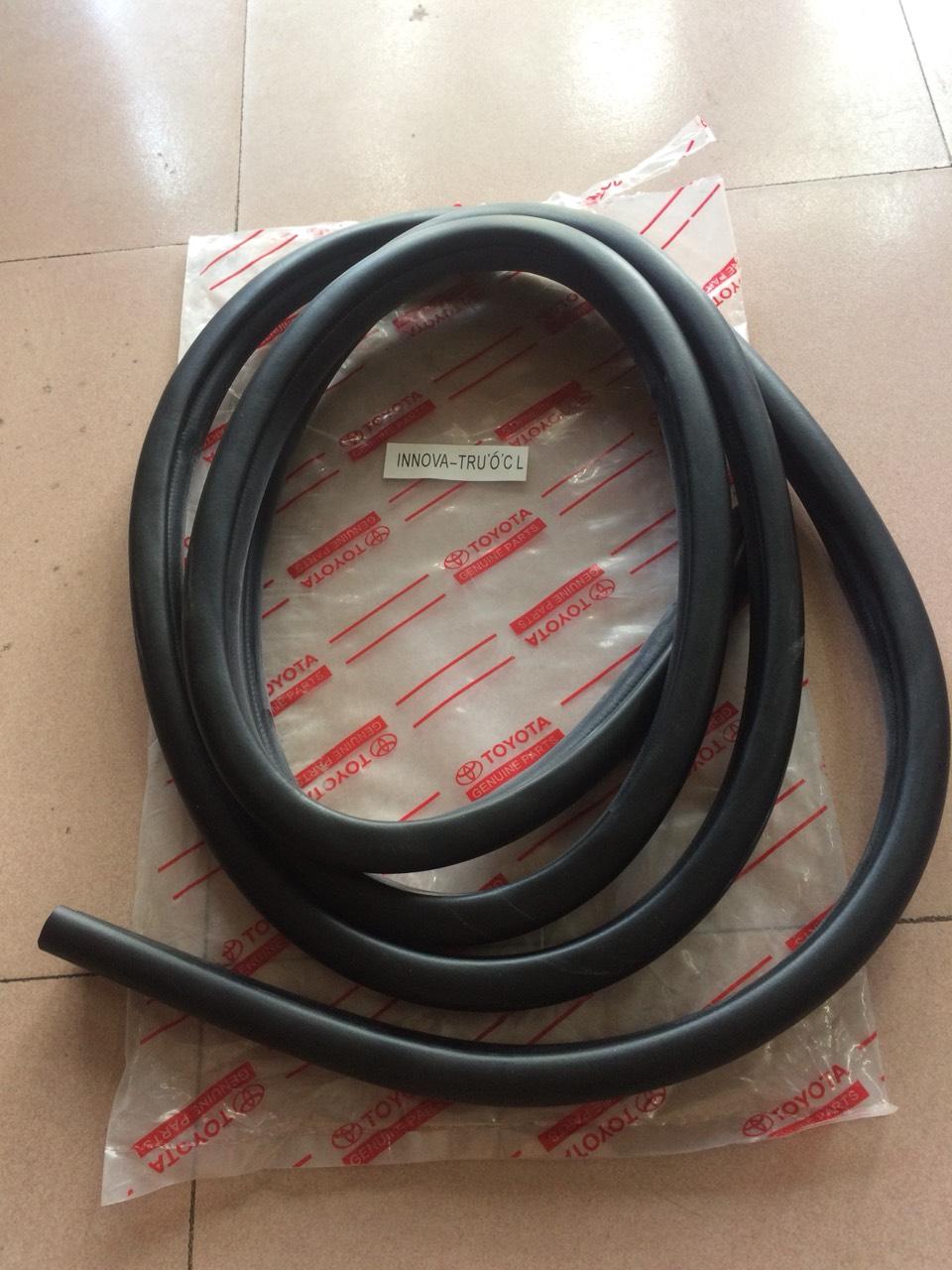 Gioăng cánh cửa và Gioăng thân xe Innova (Giá bán 1 Chiếc)