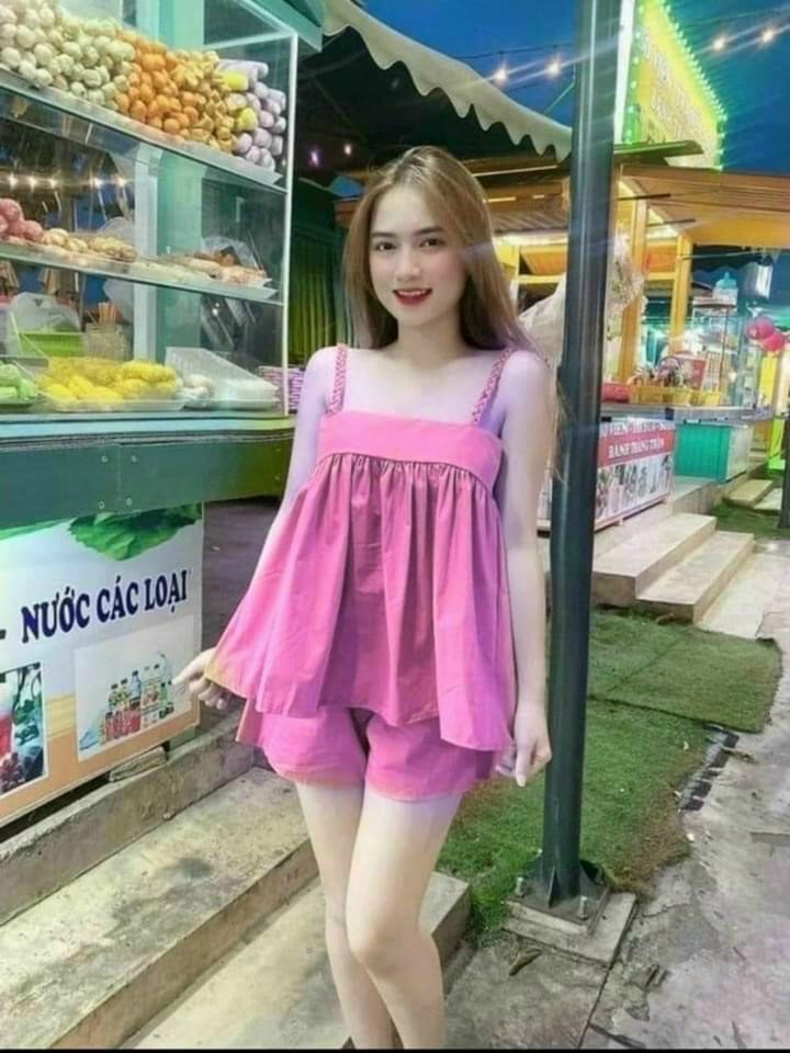 Set đùi lụa hàn hai dây cổ vuông (freesize dưới 60kg)
