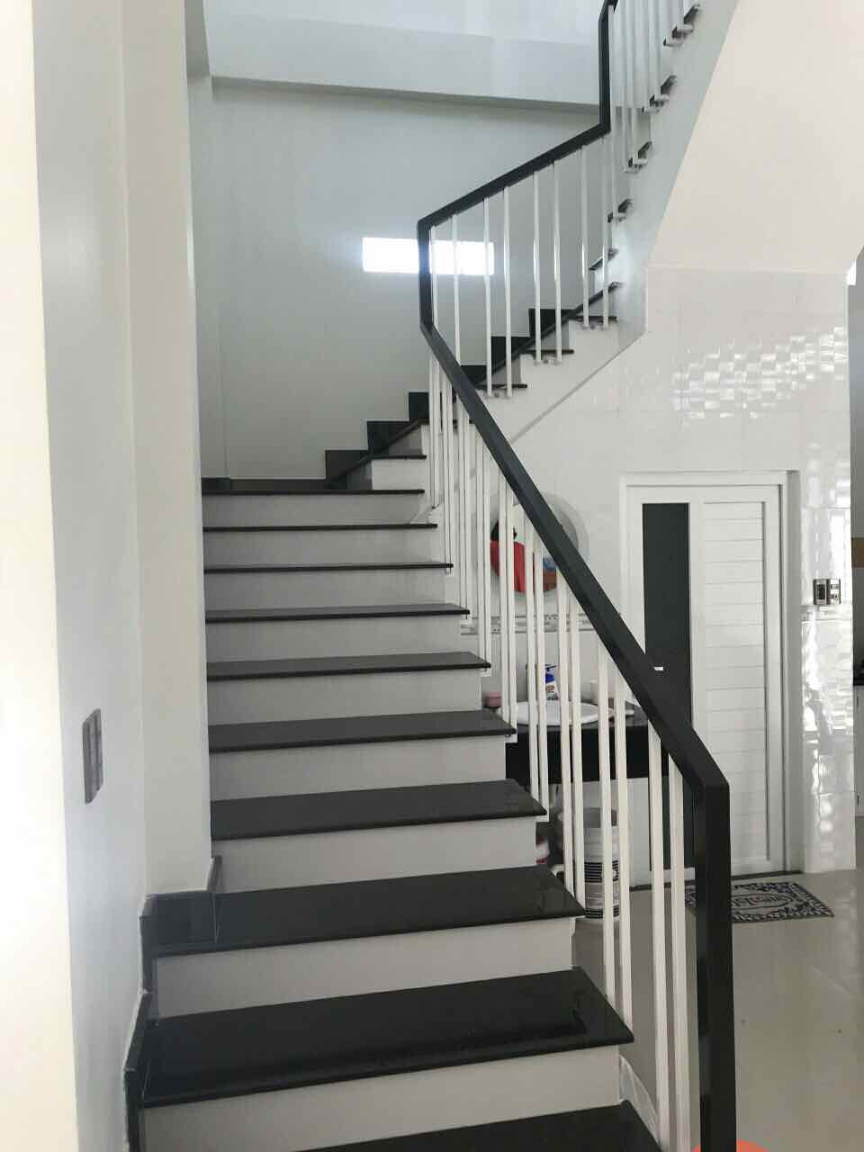 SƠN MẠ KẼM 1K YES PAINT XÁM ĐẬM XINGFA MỜ