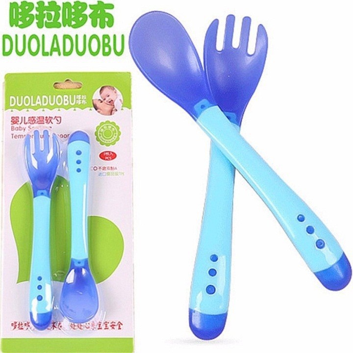 Bộ thìa dĩa silicon báo nóng cho bé