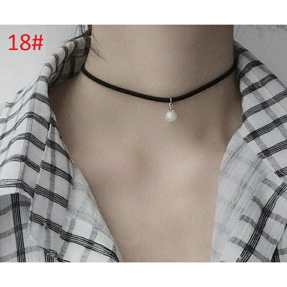 Vòng cổ chocker dây da đen kèm mặt hạt trắng (ảnh thật)