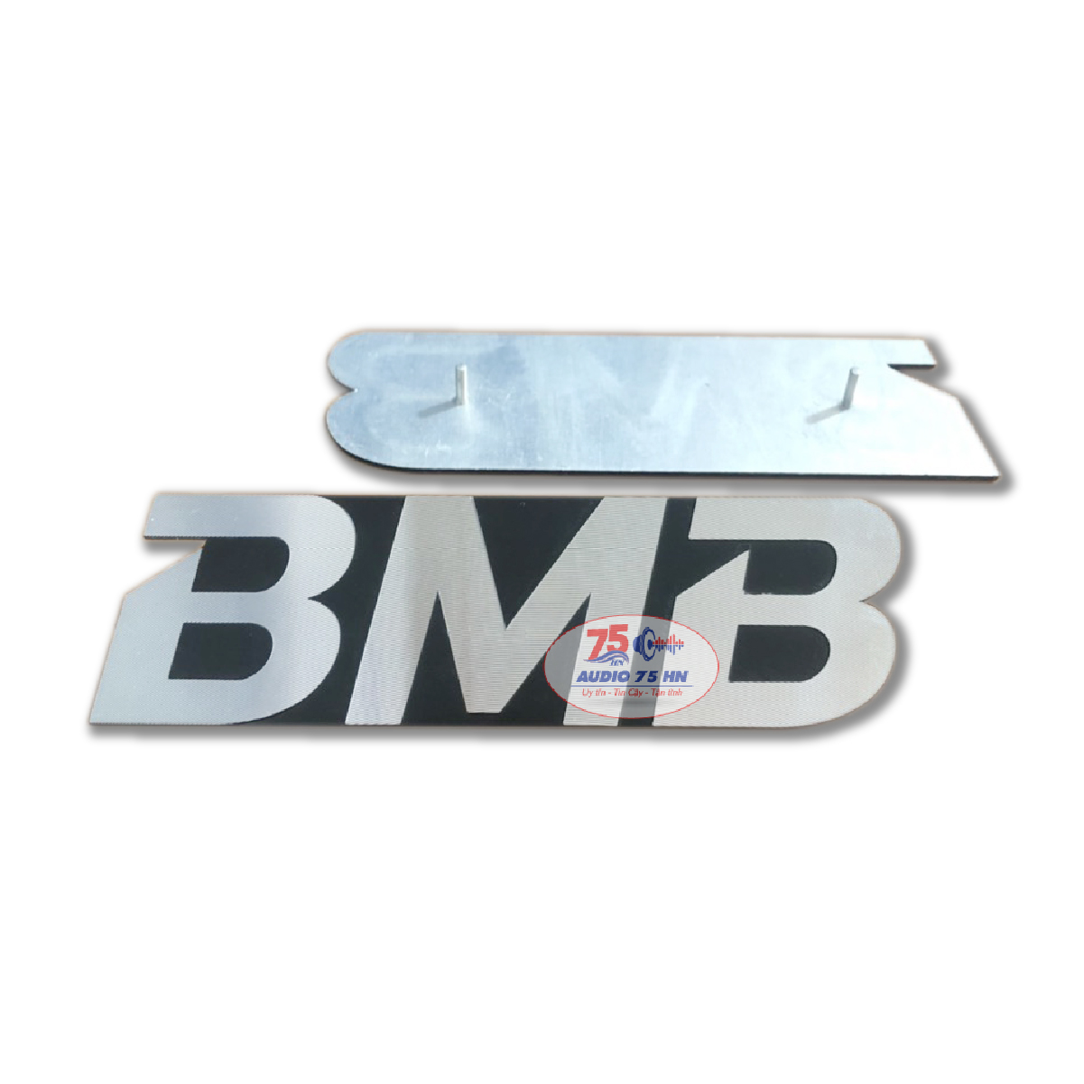 02 cái tem dán thùng loa BMB, màu bạc