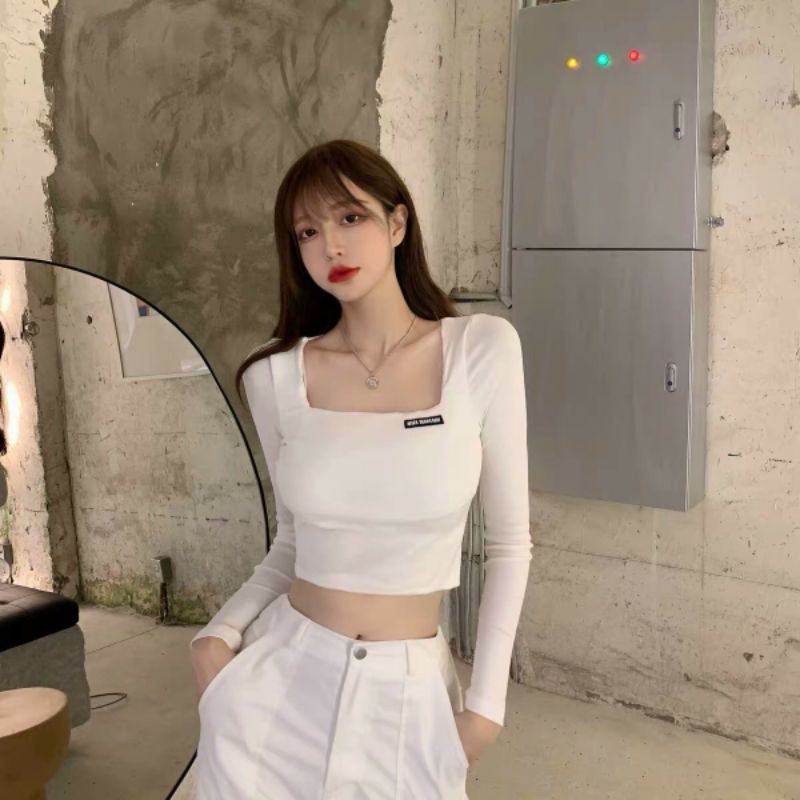 [HCM]ÁO CROP CỔ VUÔNG TAY DÀI PHỐI CHỮ
