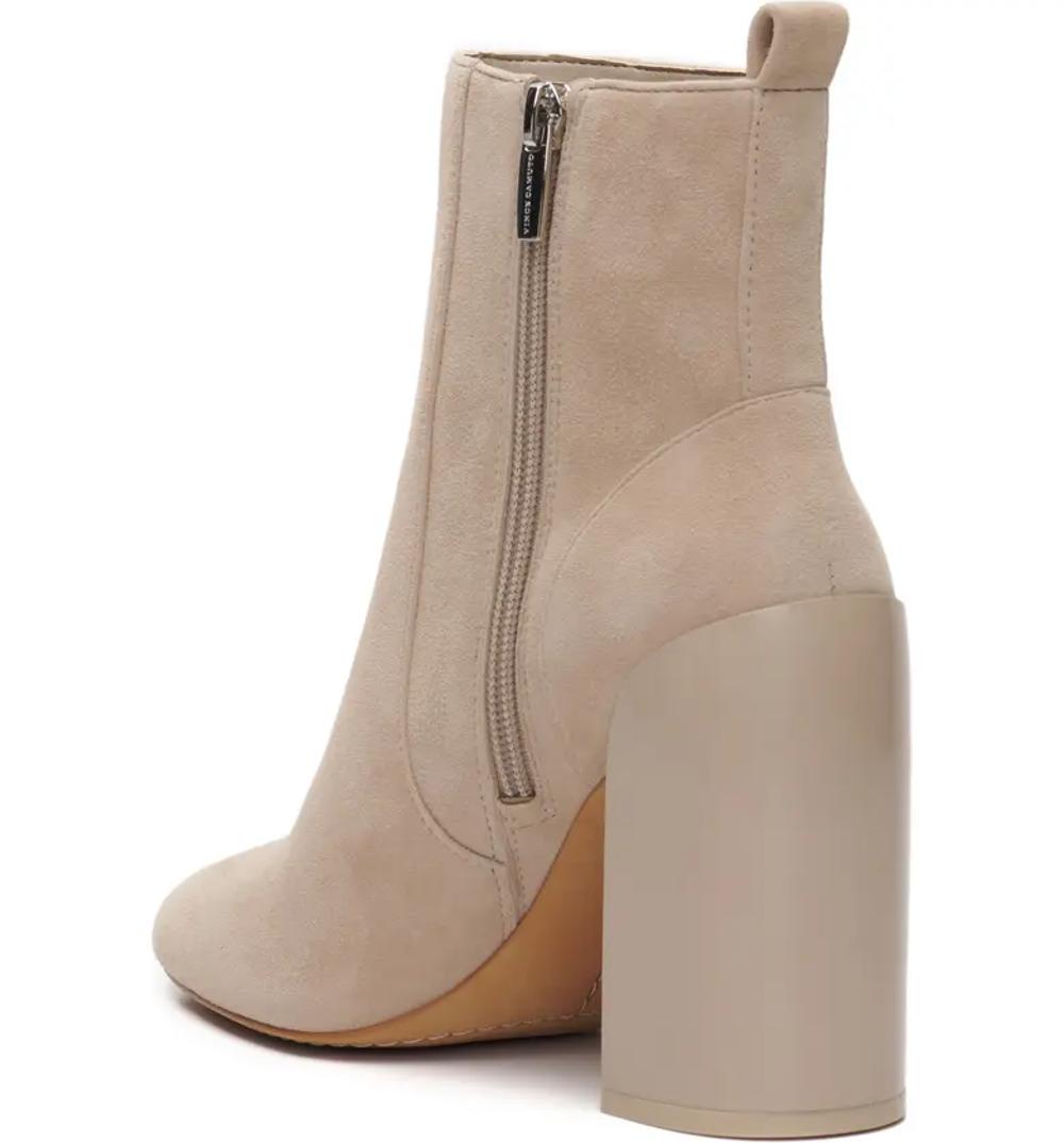 Boot da thật xuất dư Vince Camuto