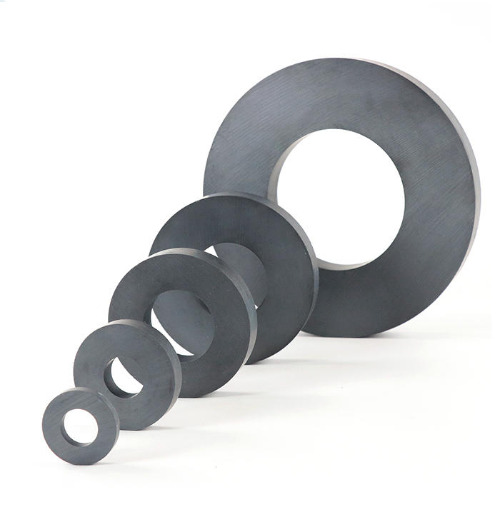 [HCM]Nam Châm Ferrite Ø 100x15 Lỗ 45 - Nam Châm Đen Y30