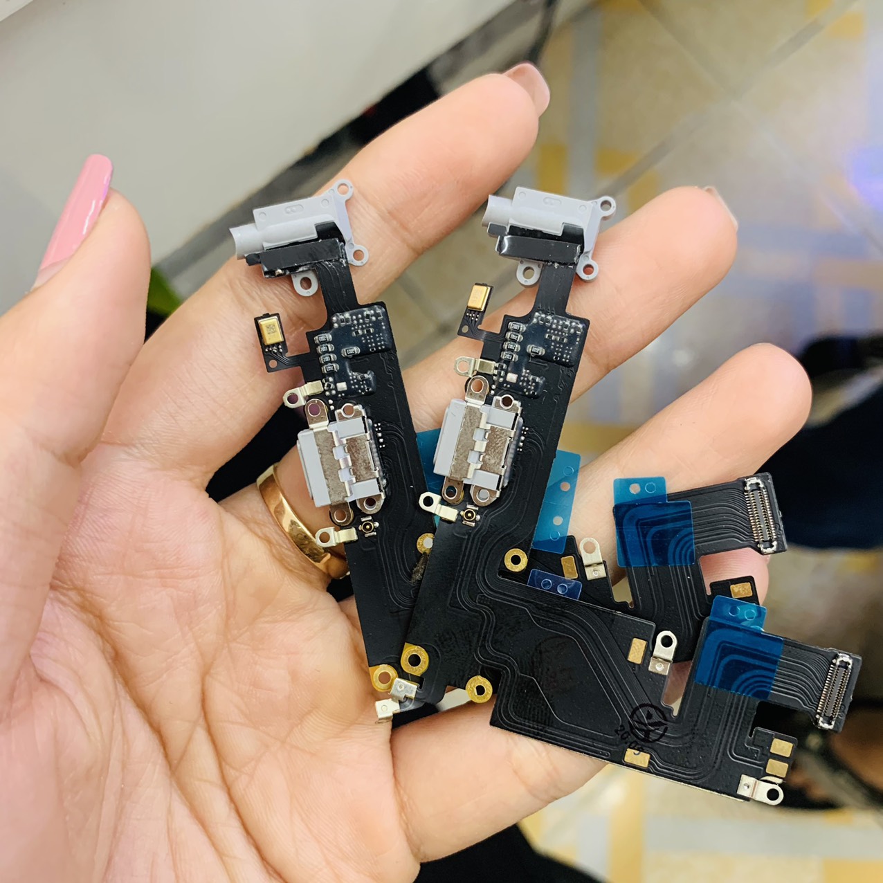 Cụm sạc / Cụm sạc | bo sạc  táo 6 plus zin bóc máy , bảo hành đổi trả