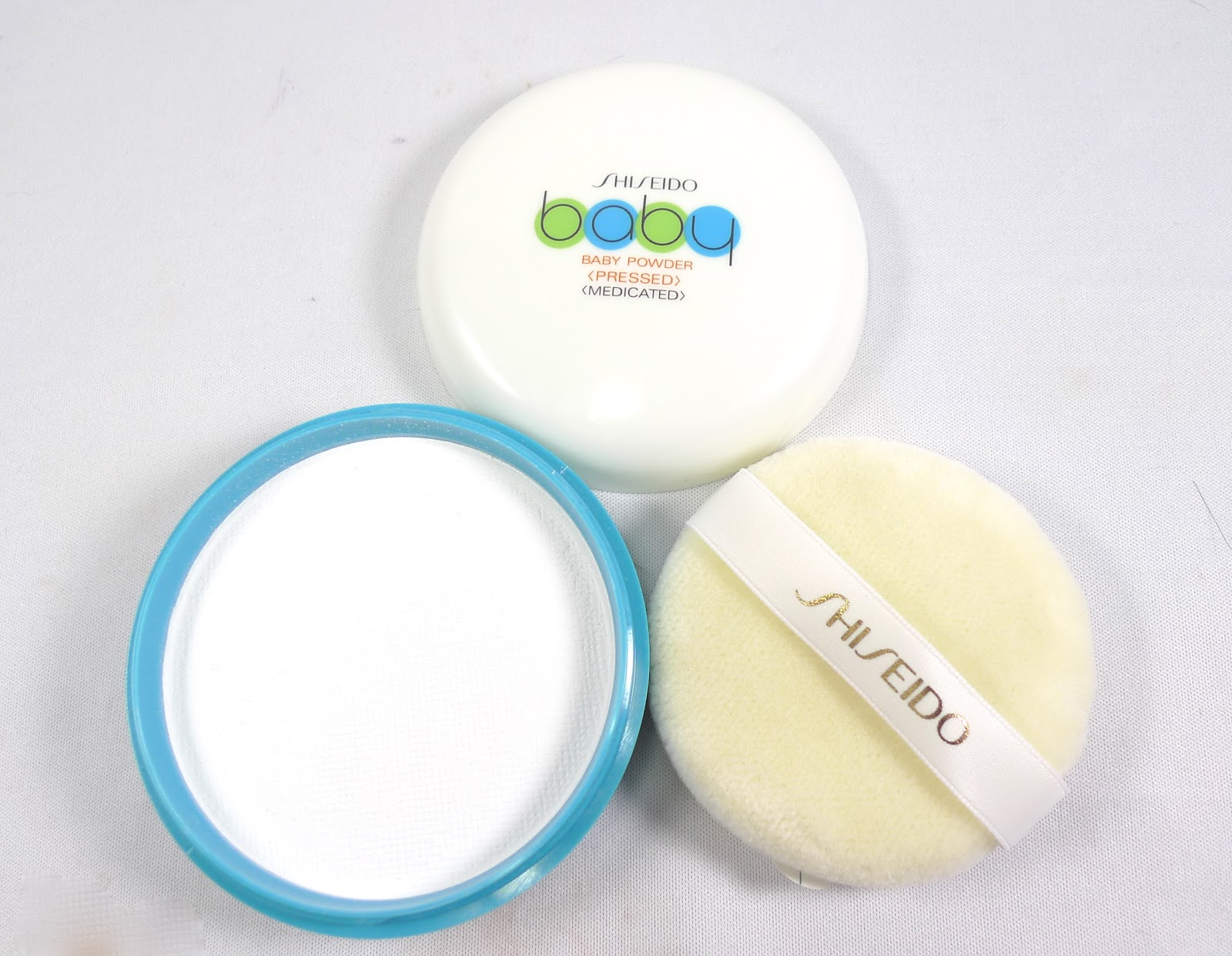 Phấn phủ Shiseido Baby Powder Pressed 50gr