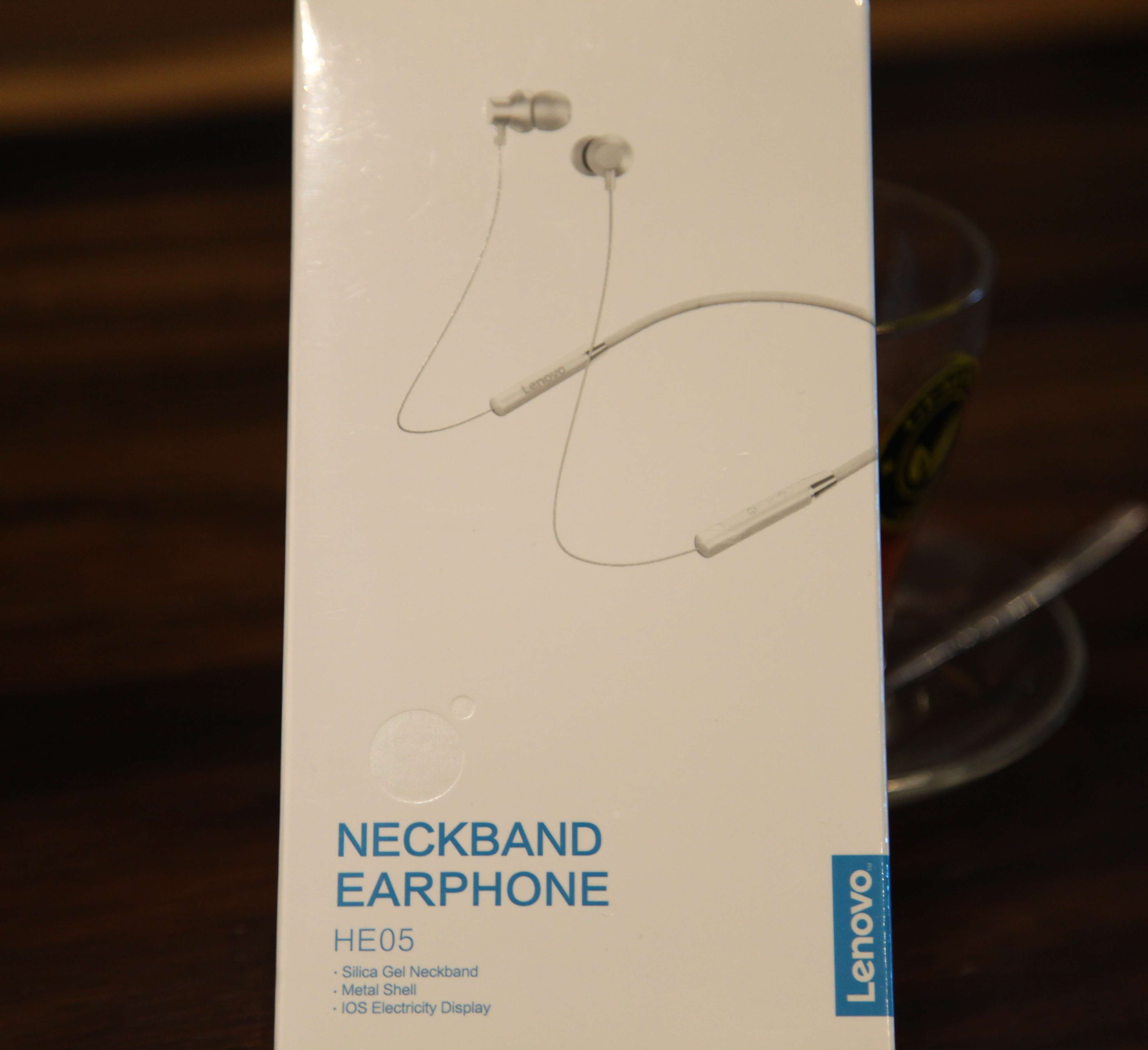Tai nghe nhét tai bluetooth Lenovo HE05