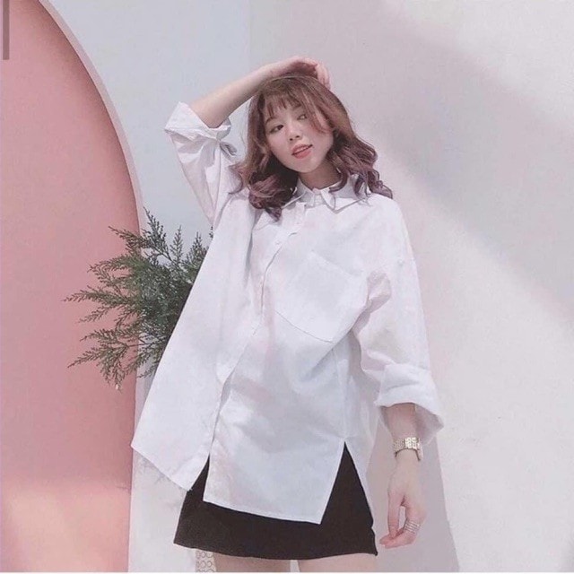 Áo sơmi thụng xẻ tà có túi tay dài