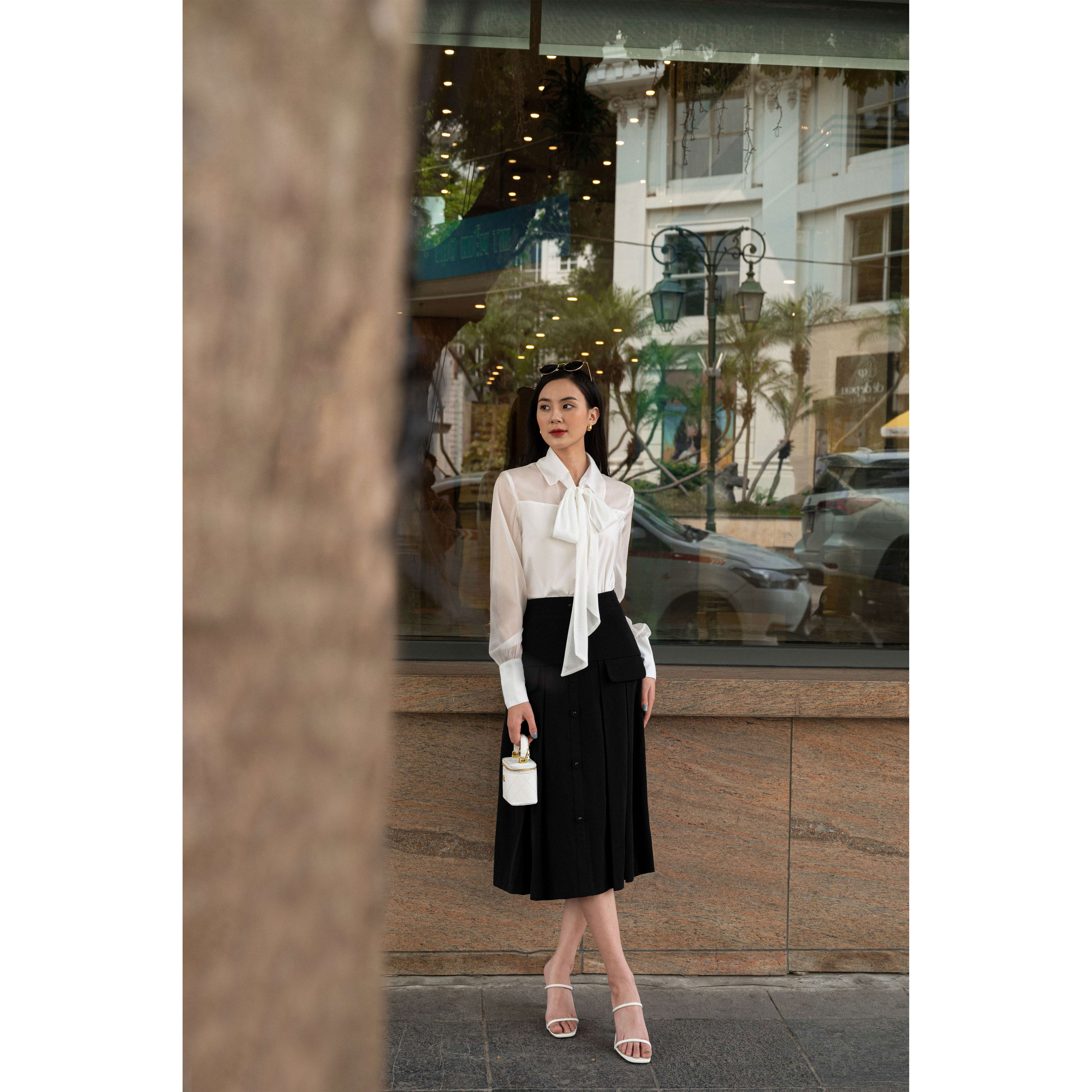 Sơ mi trắng phối thân cổ nơ 03SHI412 - MAIIMER