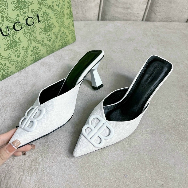 [MUA 1 TẶNG 1] Gót sục khoá BB cao 5CM HOT quá( tặng quà+HỘP)