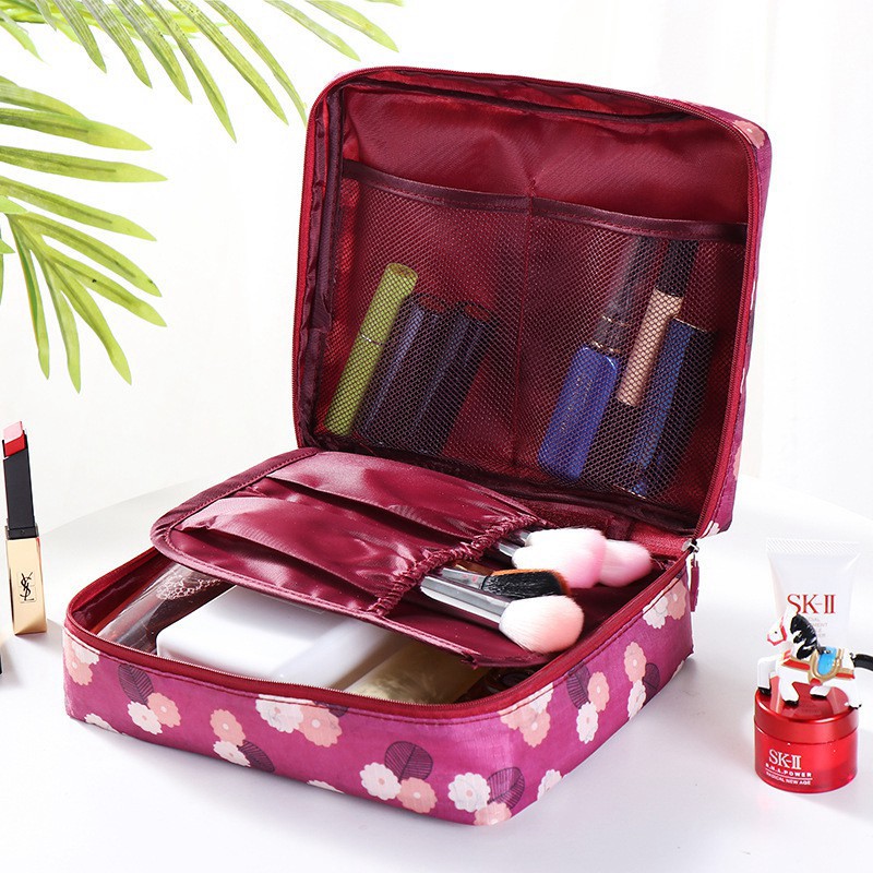 Túi đựng mỹ phẩm kích thước 22cm x 18cm