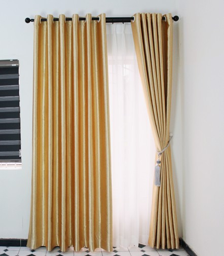 Màn rèm cửa chống nắng màu vàng nhạt