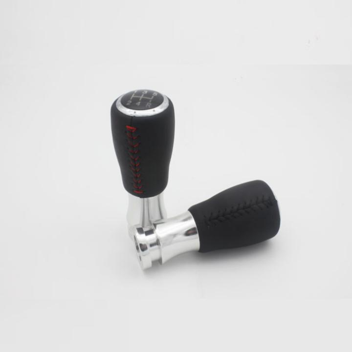 Tay nắm cần số ô tô, xe hơi bọc da thật 100% loại cán dài dùng cho số sàn MOMO7 (Màu đen chỉ đỏ)