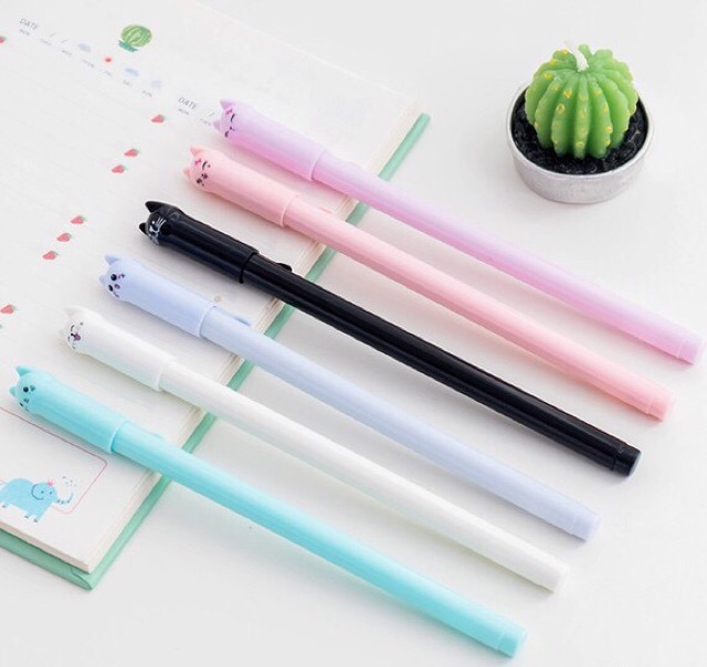 Bút viết mực nước Mặt Mèo, có 4 màu mực đen, đỏ, xanh, tím Sakura Shop