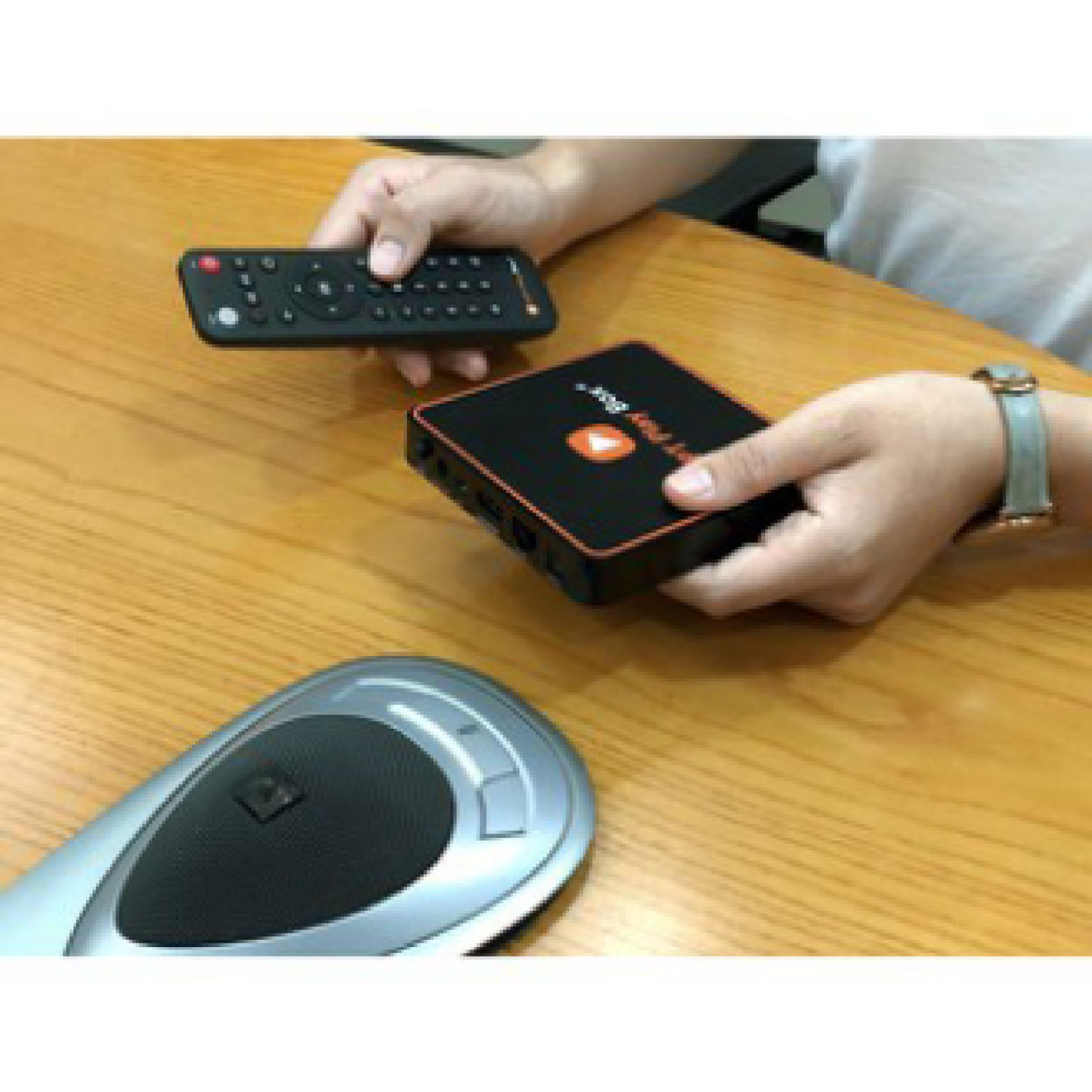 FPT PLAY BOX PLUS + - TIVI BOX - HỆ ĐIỀU HÀNH ANDROID TIVI 10