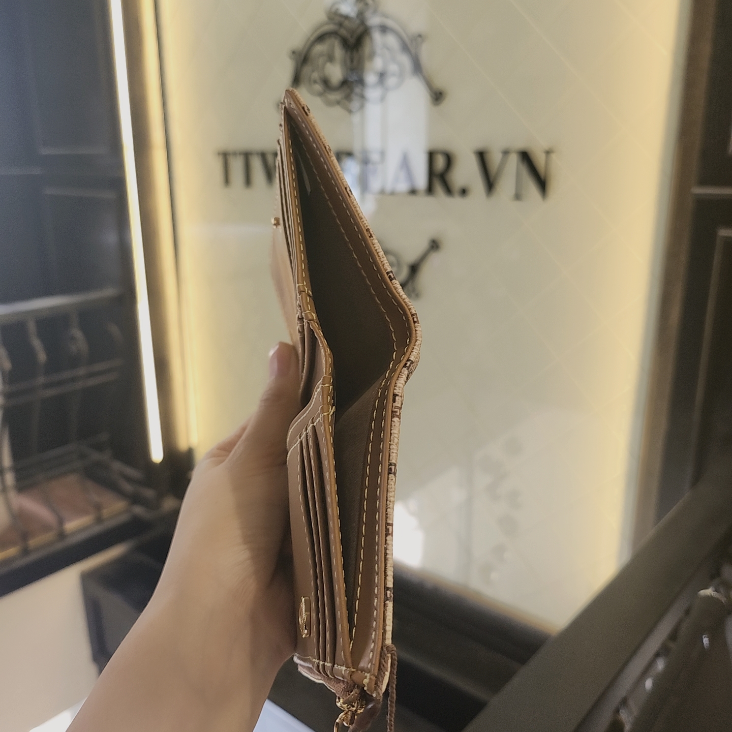 Ví gập TTWN BEAR TT2412