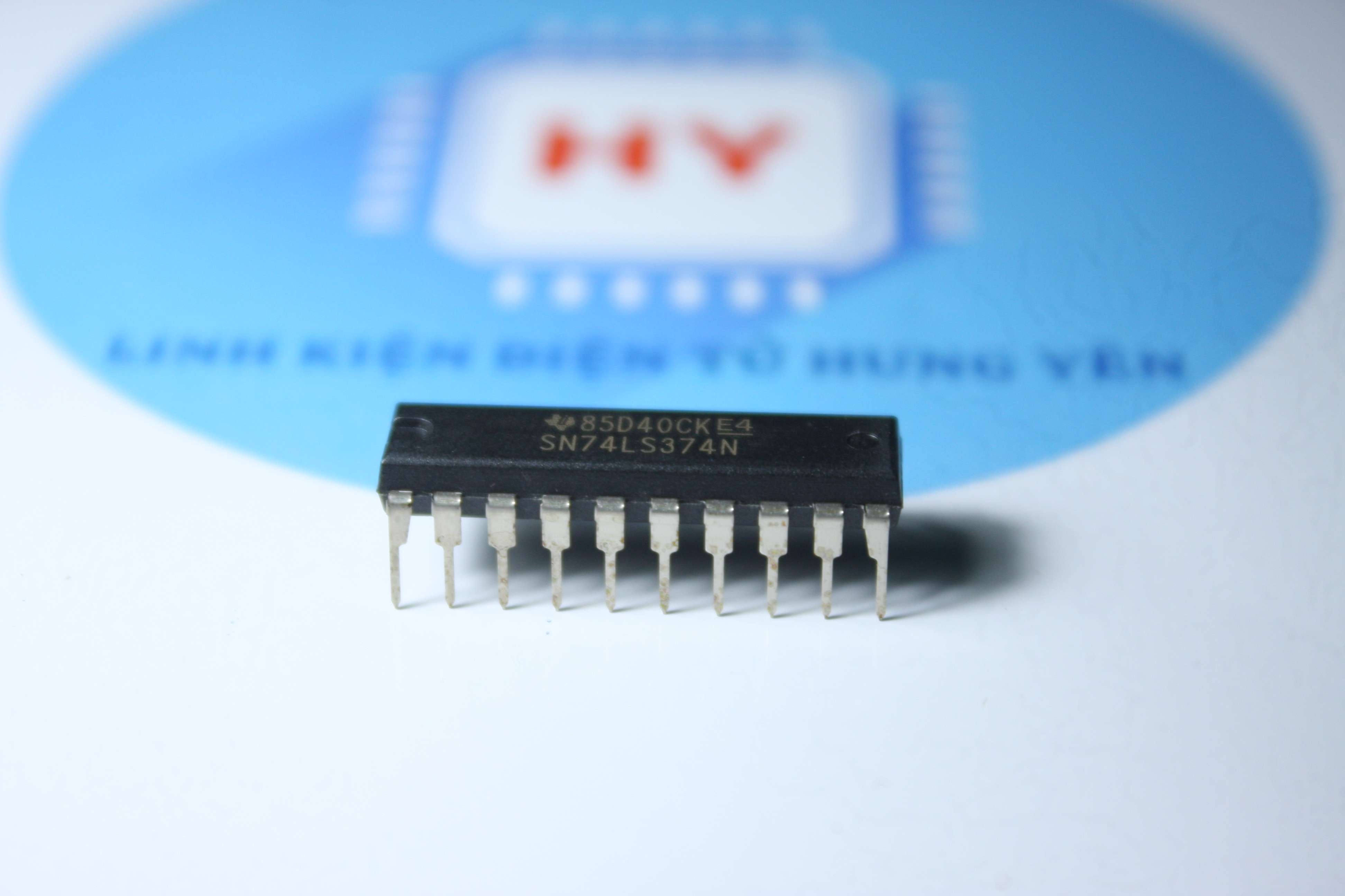 IC 74LS374 DIP 20 Mới Chính Hãng 100%