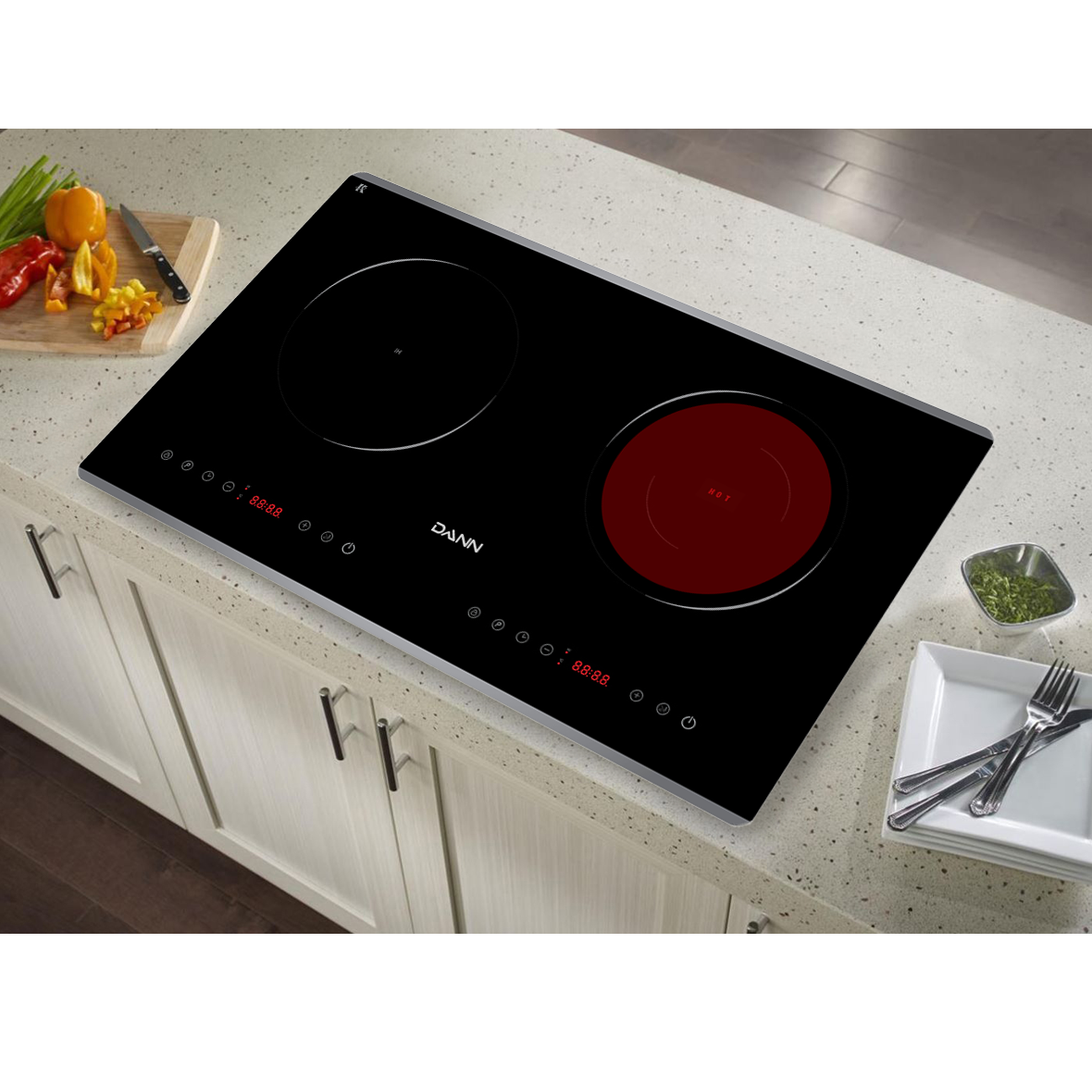 Bếp điện từ Dann IT323 BK
