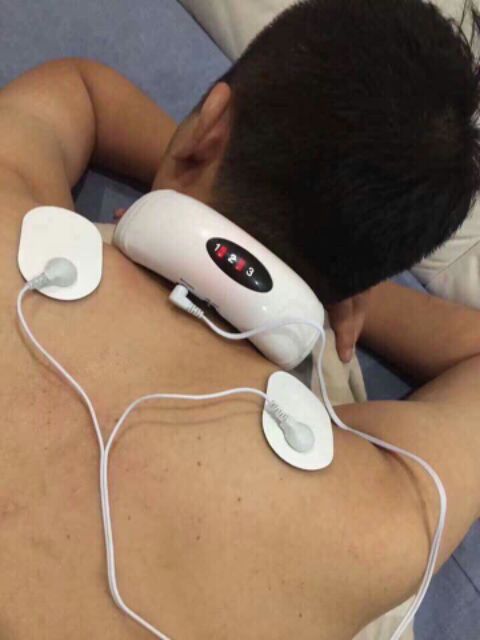 Máy masa cổ 3D