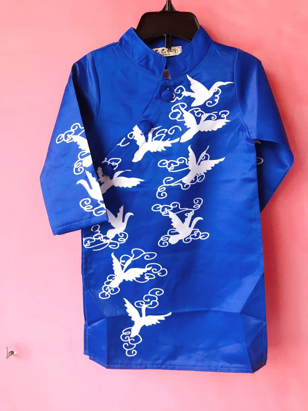 Áo dài lụa cho bé trai cực sang