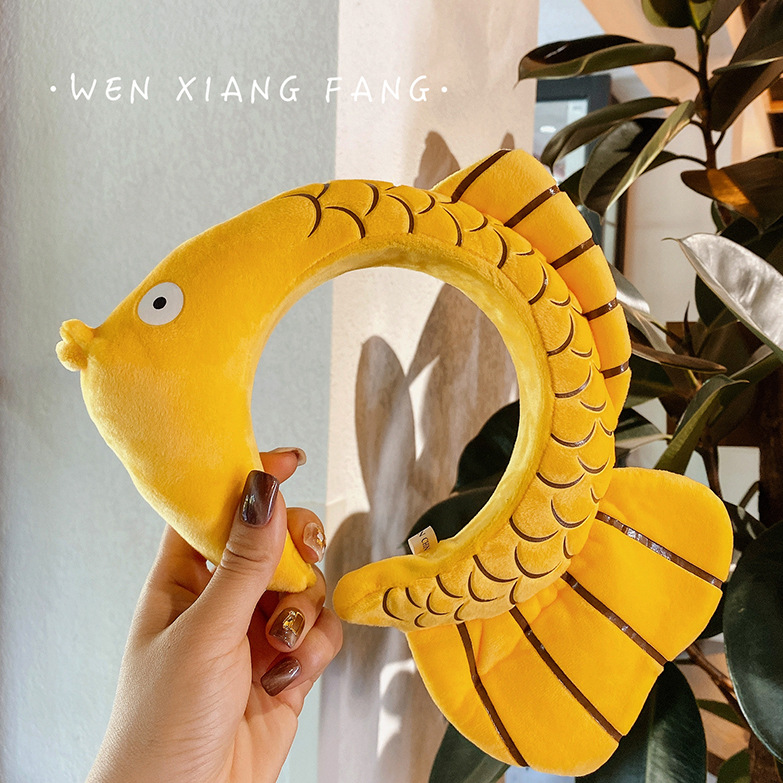 Cài tóc nhồi bông họa tiết cá vàng - UniLabel