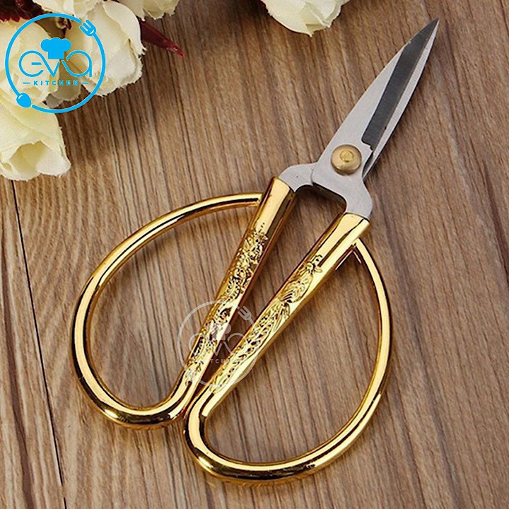 Kéo Cắt Cán Rồng Vàng Sắc Bén KM45
