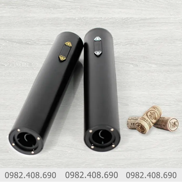 Dụng cụ mở rượu vang bằng pin nút kim cương