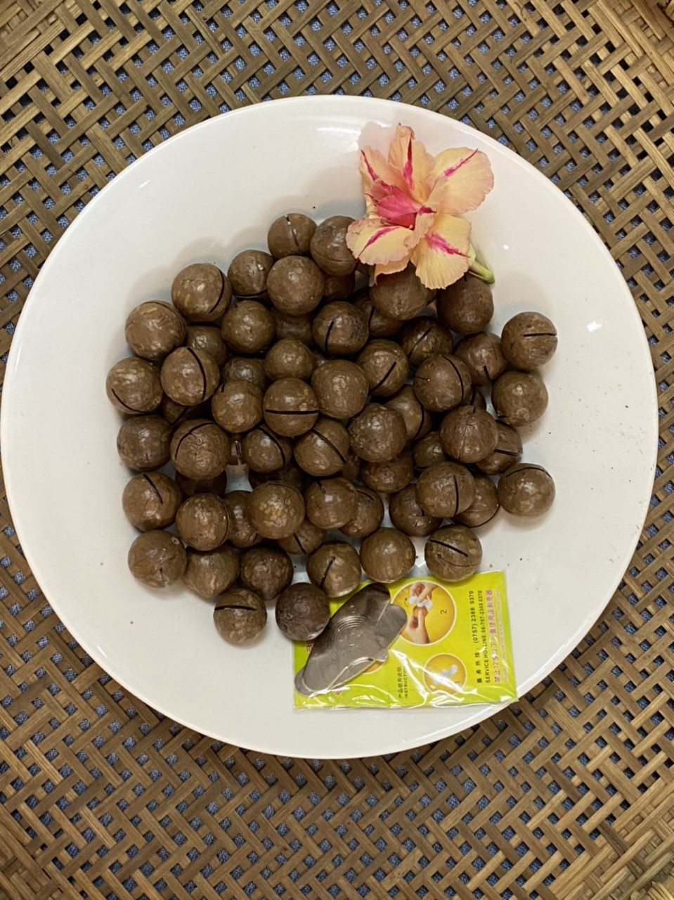 [500 Gr]Hạt Macca nứt vỏ loại 1
