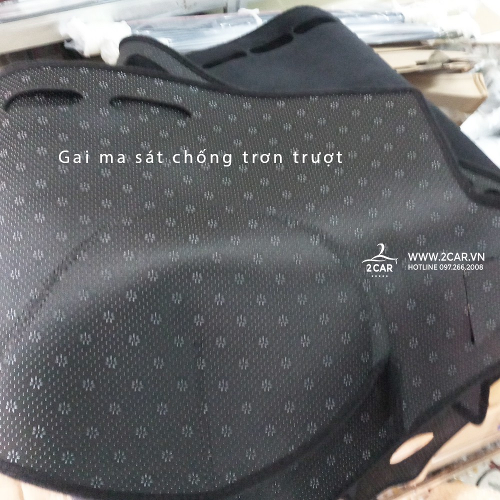 Thảm taplo nhung xe Outlander 2017 - 2021