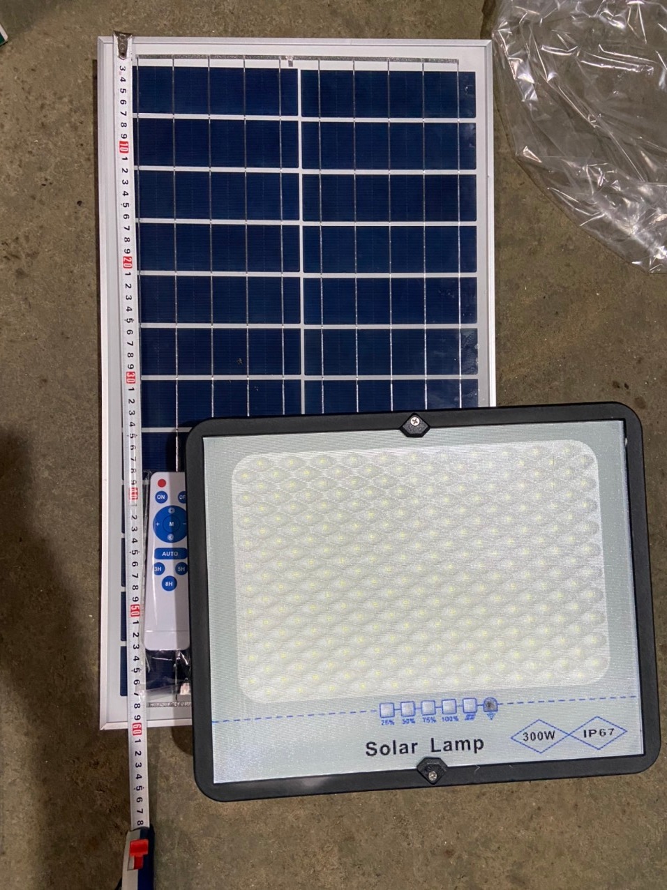 Đèn năng lượng mặt trời 300w solar lamp
