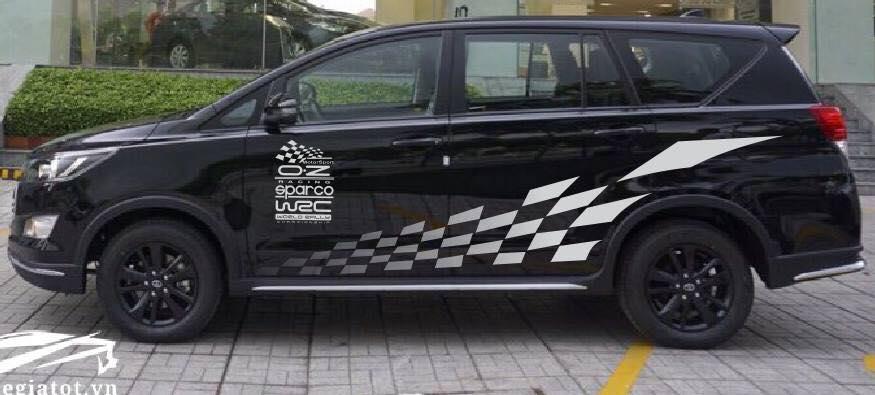 Tem dán sườn xe innova