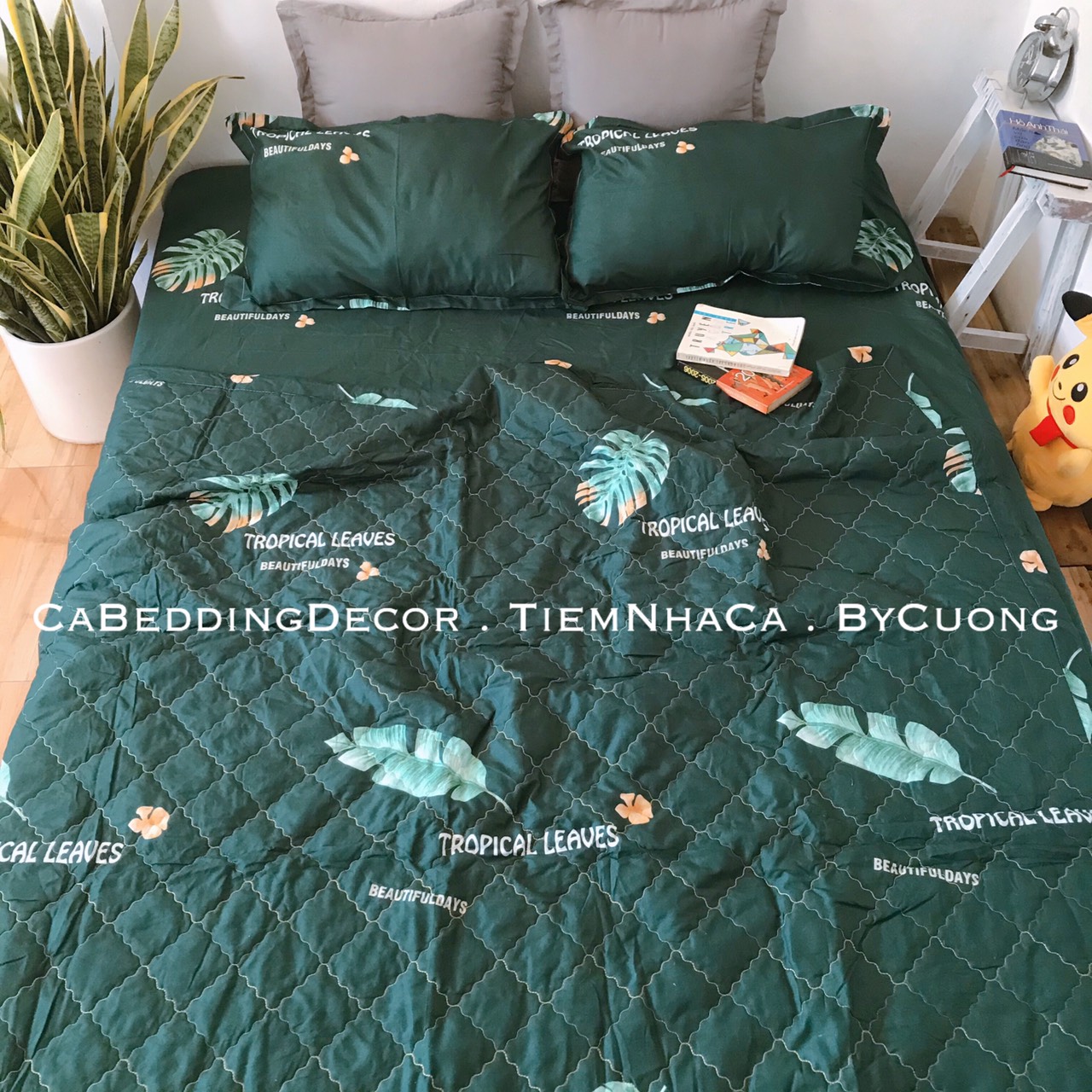 Bộ Chăn Ga Gối Cotton Poly Combo 5 Món - Lá Chuối Tropical