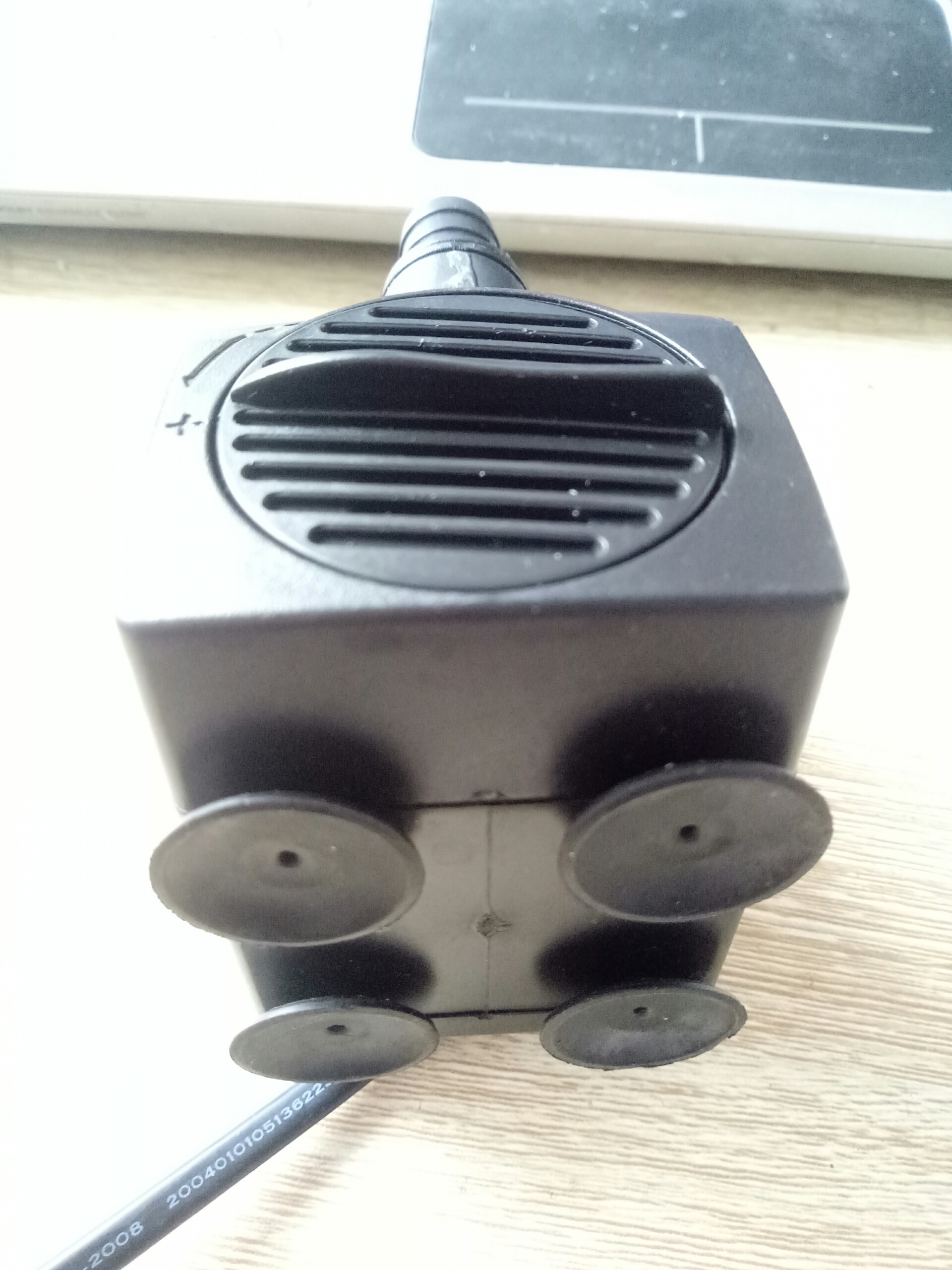 Bơm nước quạt điều hòa Boss S106