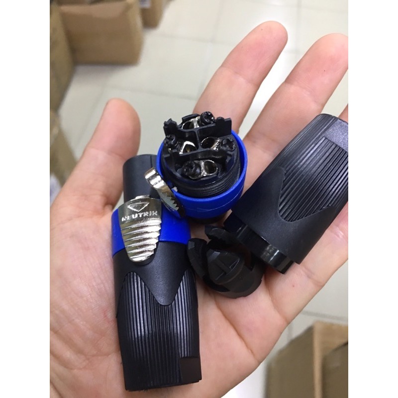 Jack loa sân khấu