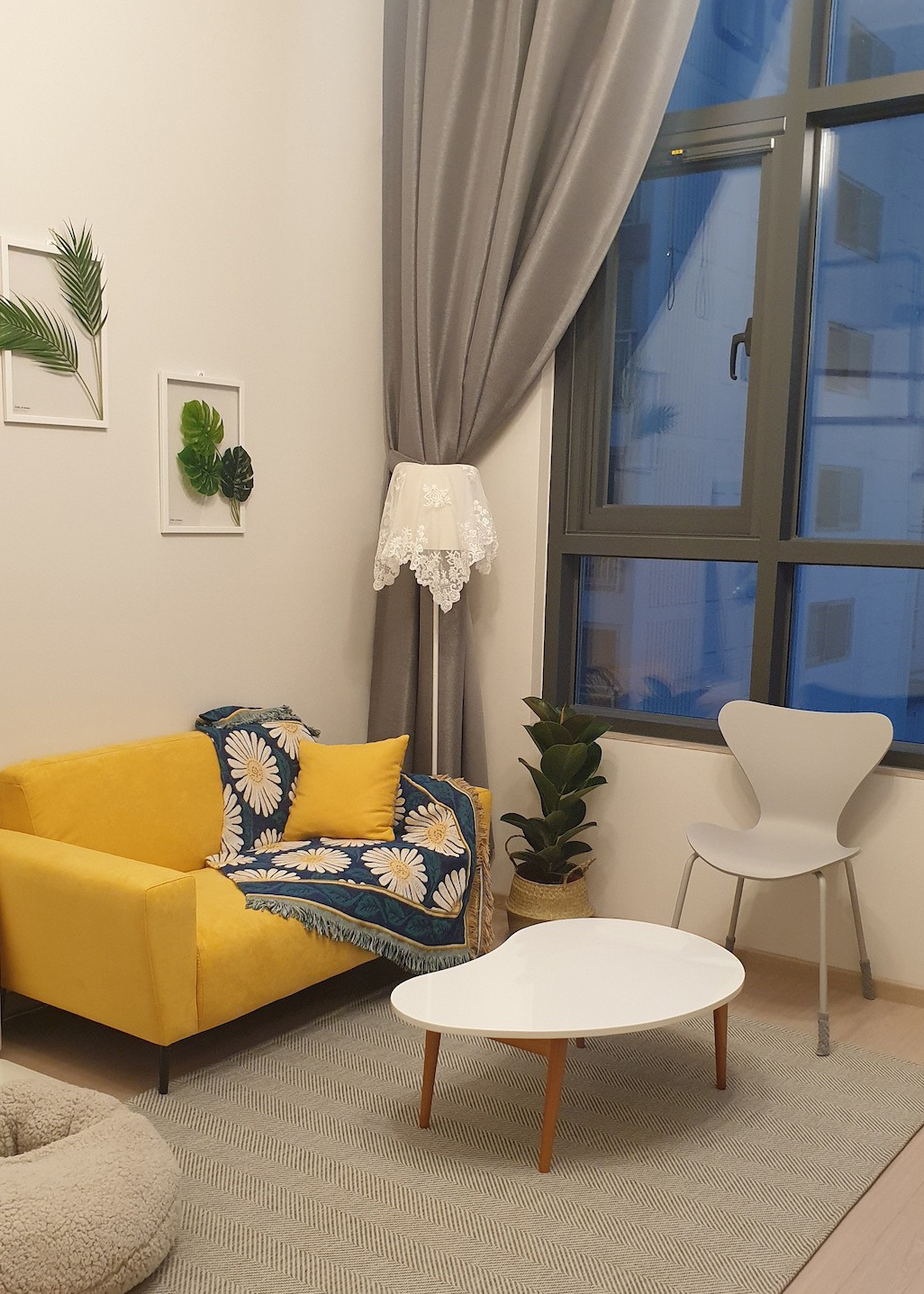 [HCM]BÀN TRÀ/ SOFA PHÒNG KHÁCH KIỂU HẠT ĐẬU CHÂN GẤP GỌN - D TABLE