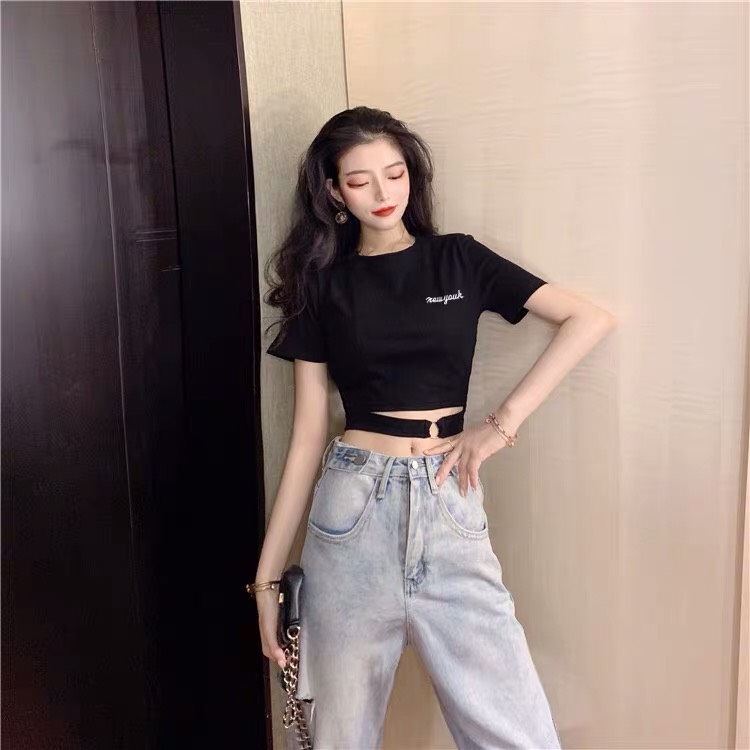 Áo croptop tay ngay khoét bụng phối khoen eo in dòng chữ trước ngực xinh xắn TTSA0214