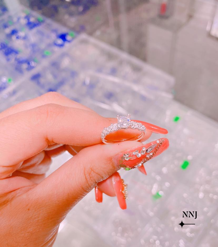 Nhẫn nữ bạc ta đính đá MS45c