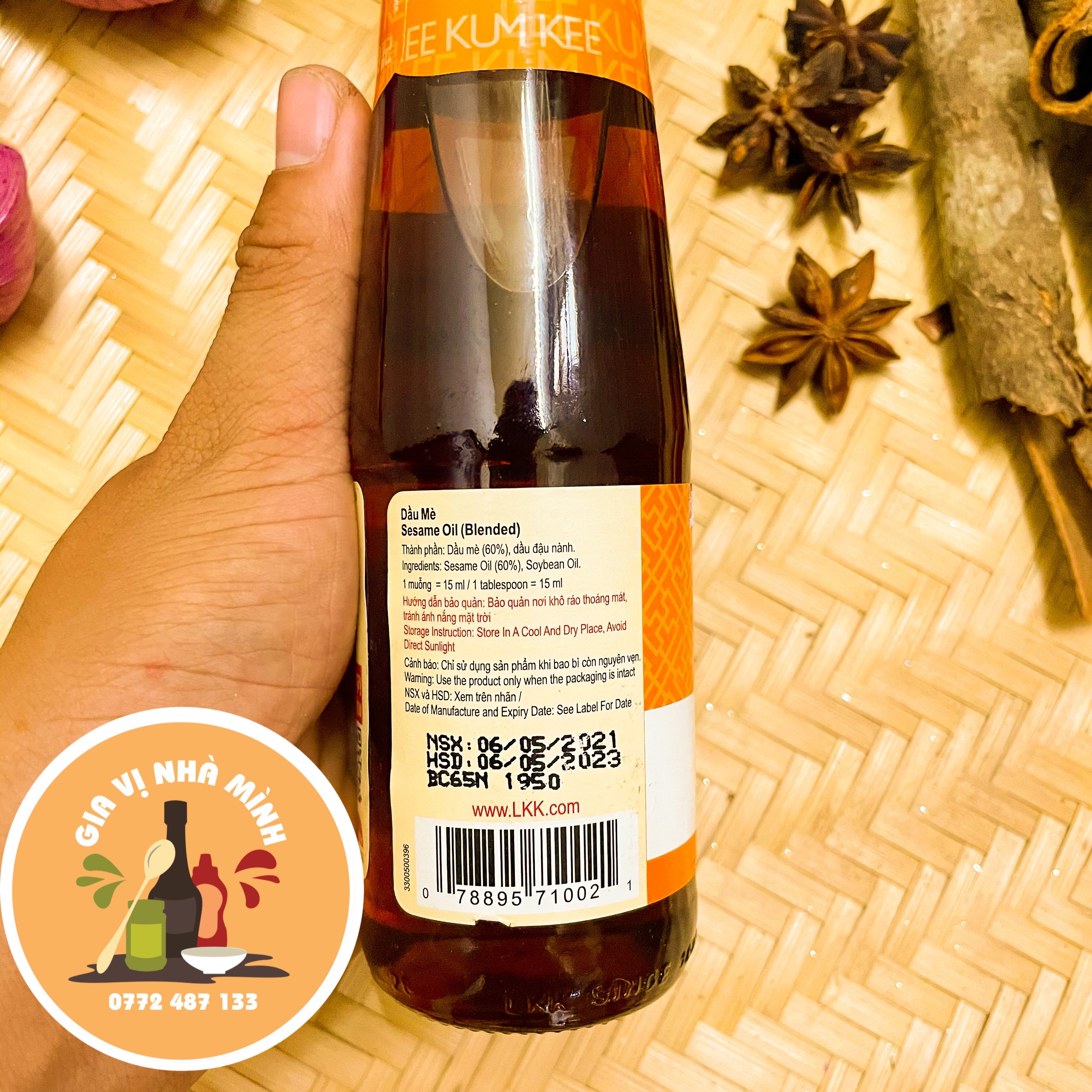 DẦU MÈ SESAME OLL (BLENDED) LEE KUM KEE 207ML