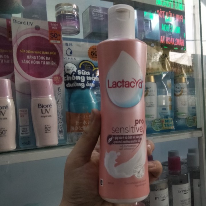 Chai ddvs sản phẩm đồ dùng phụ nữ LACTACYD