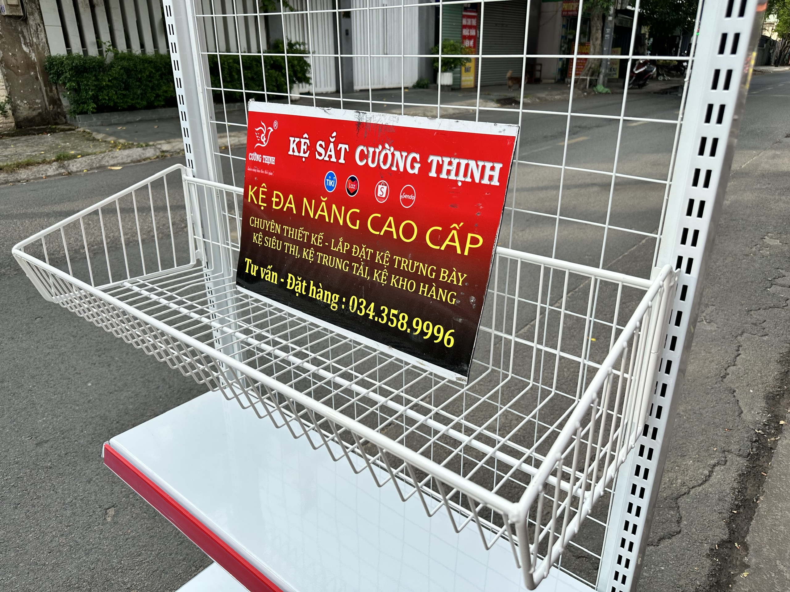 Rổ mỳ, lắp vào kệ siêu thị ( dài 90cm)